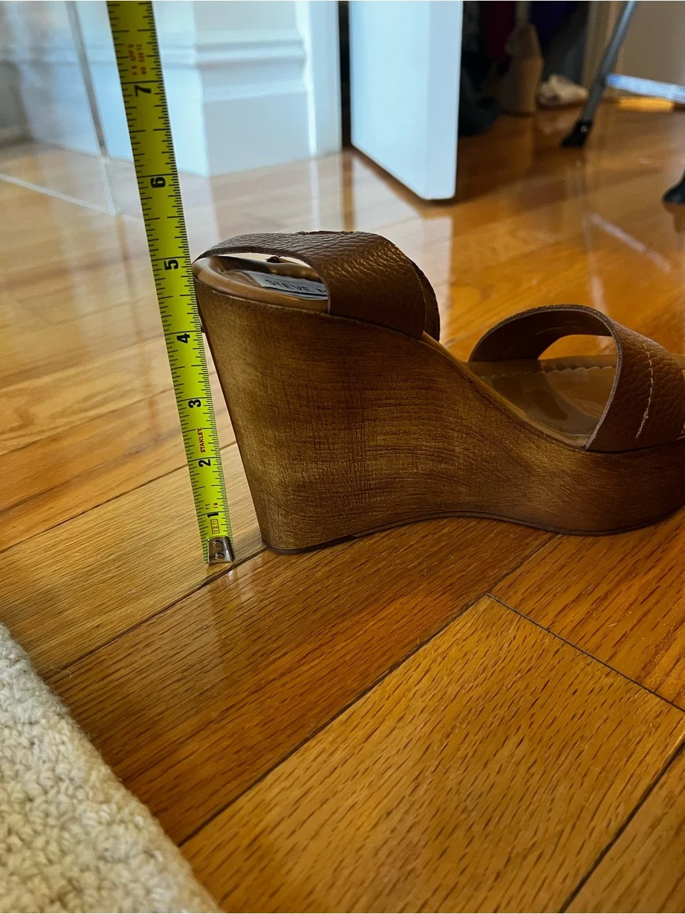 NWOT Steve Madden Brown Leather Platform Sandals